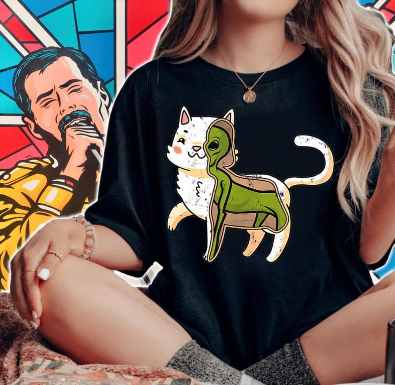 Little Green Alien Cat t-shirt woman shirt