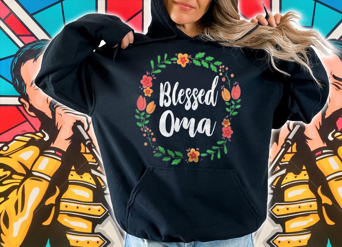 Blessed Oma Shirt Flowers Wreath Shirt t-shirt hoodie