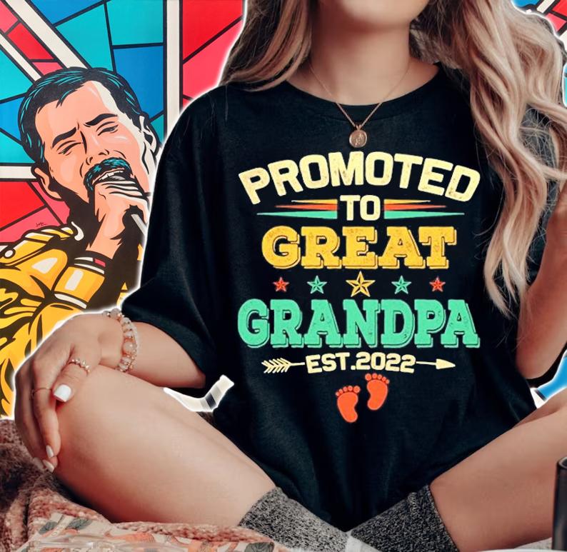Promoted To Great Grandpa Est 2022 Vintage T-Shirt t-shirt woman shirt
