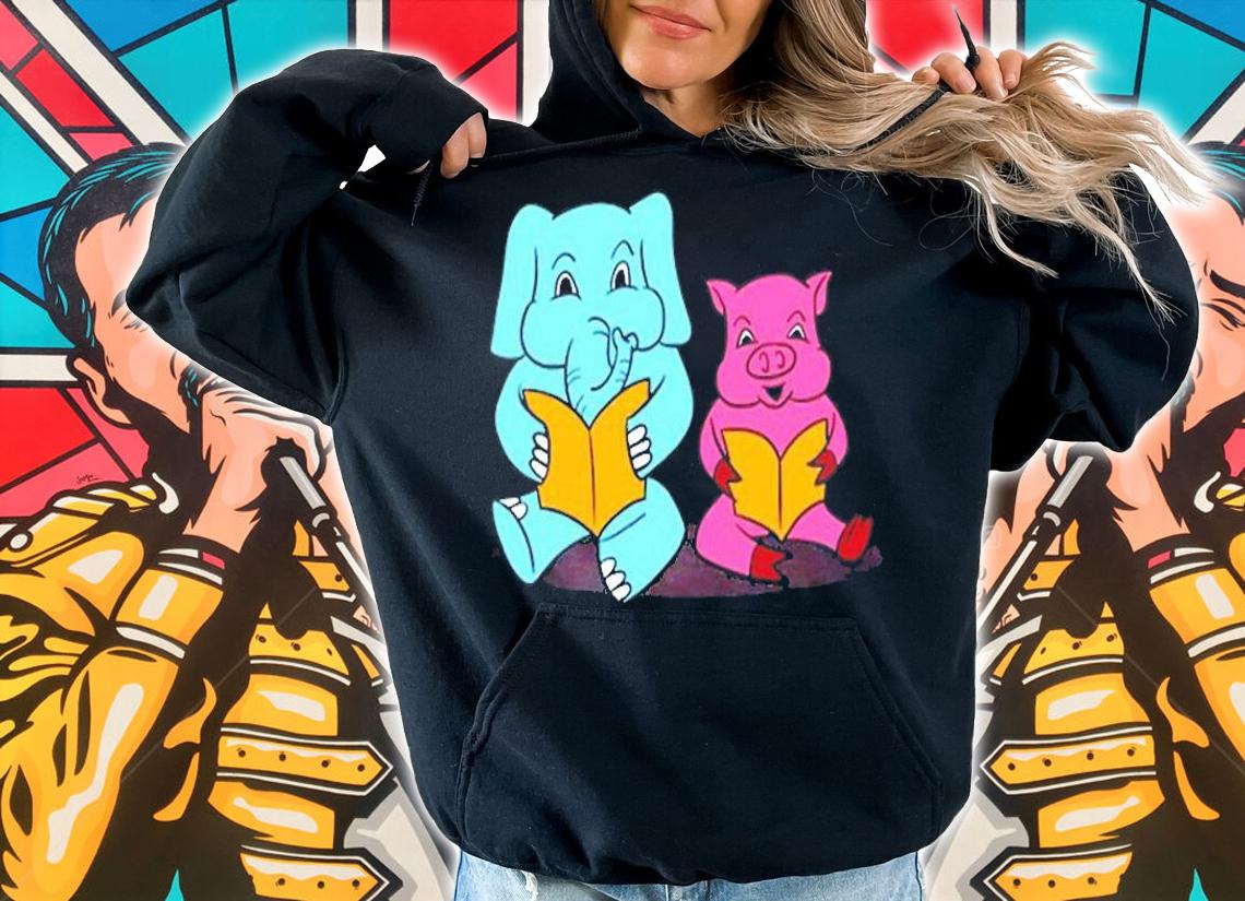 Reading Elephant And Pig Friends Lovely Perfect Gift T-Shirt t-shirt hoodie