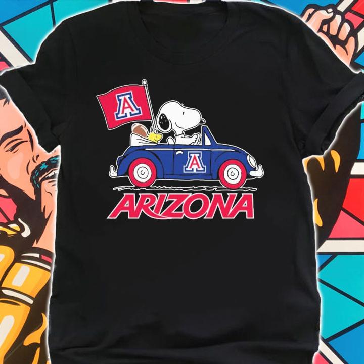 Snoopy And Woodstock Driving Car Arizona Wildcats Flag t-shirt