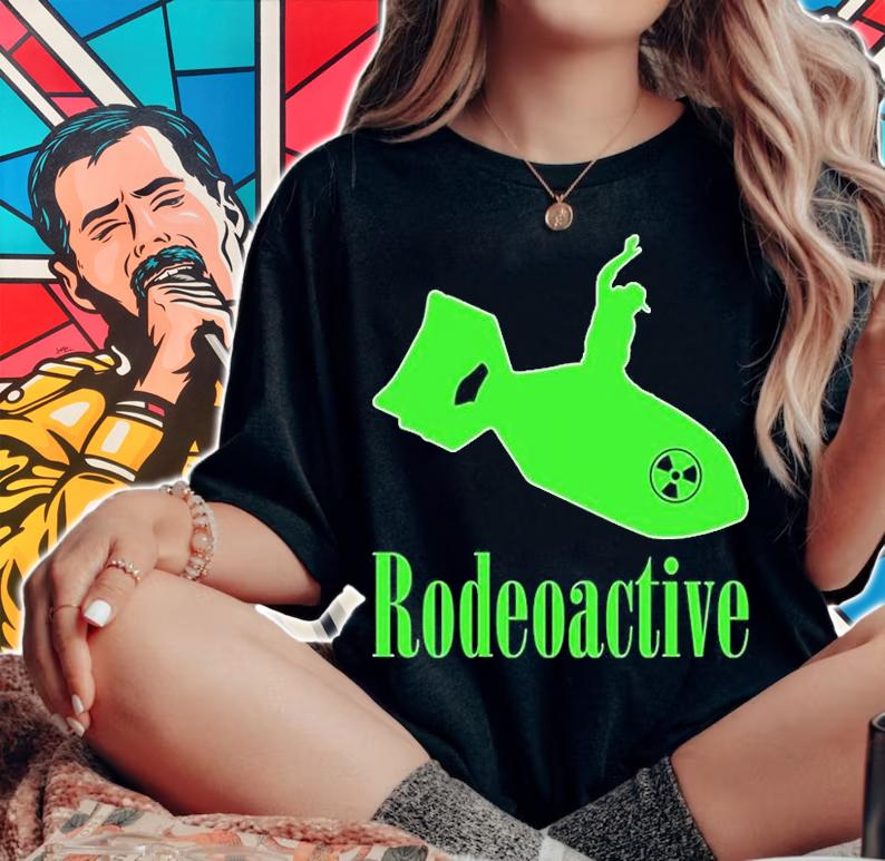 Official Rodeoactive 2022 T-Shirt woman shirt