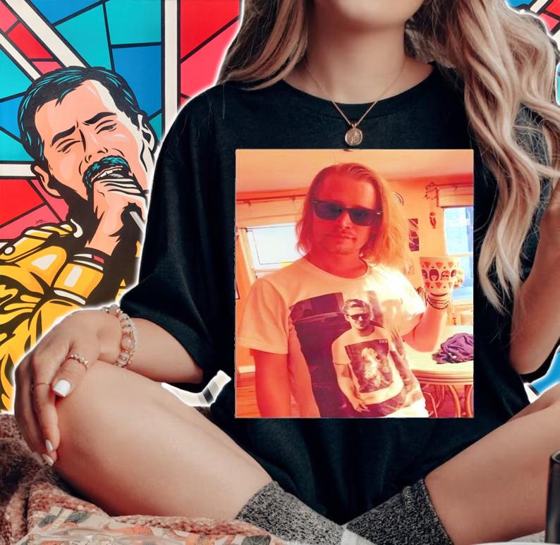 Macaulay Culkin Ryan Gosling shirt