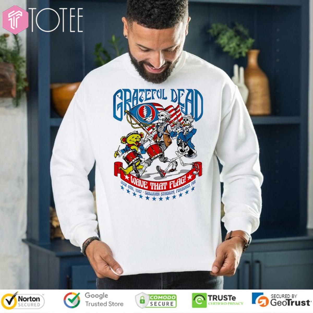 Sweatshirt
