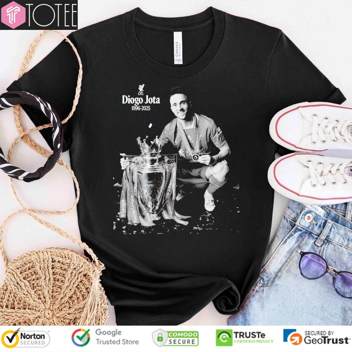 In Memory Of Diogo Jota 1996-2025 Trophy Liverpool Fc T-shirt
